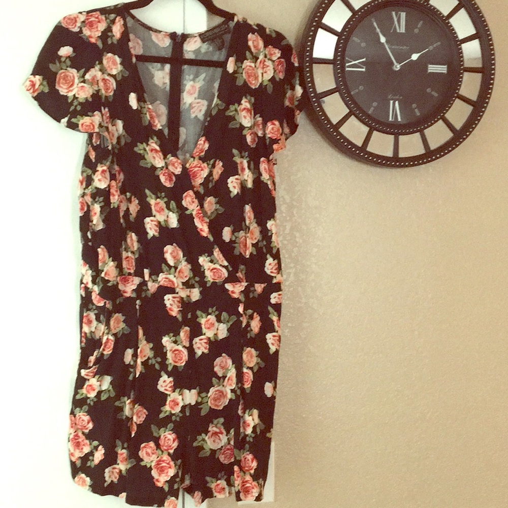Forever 21 Plus Size Floral Romper